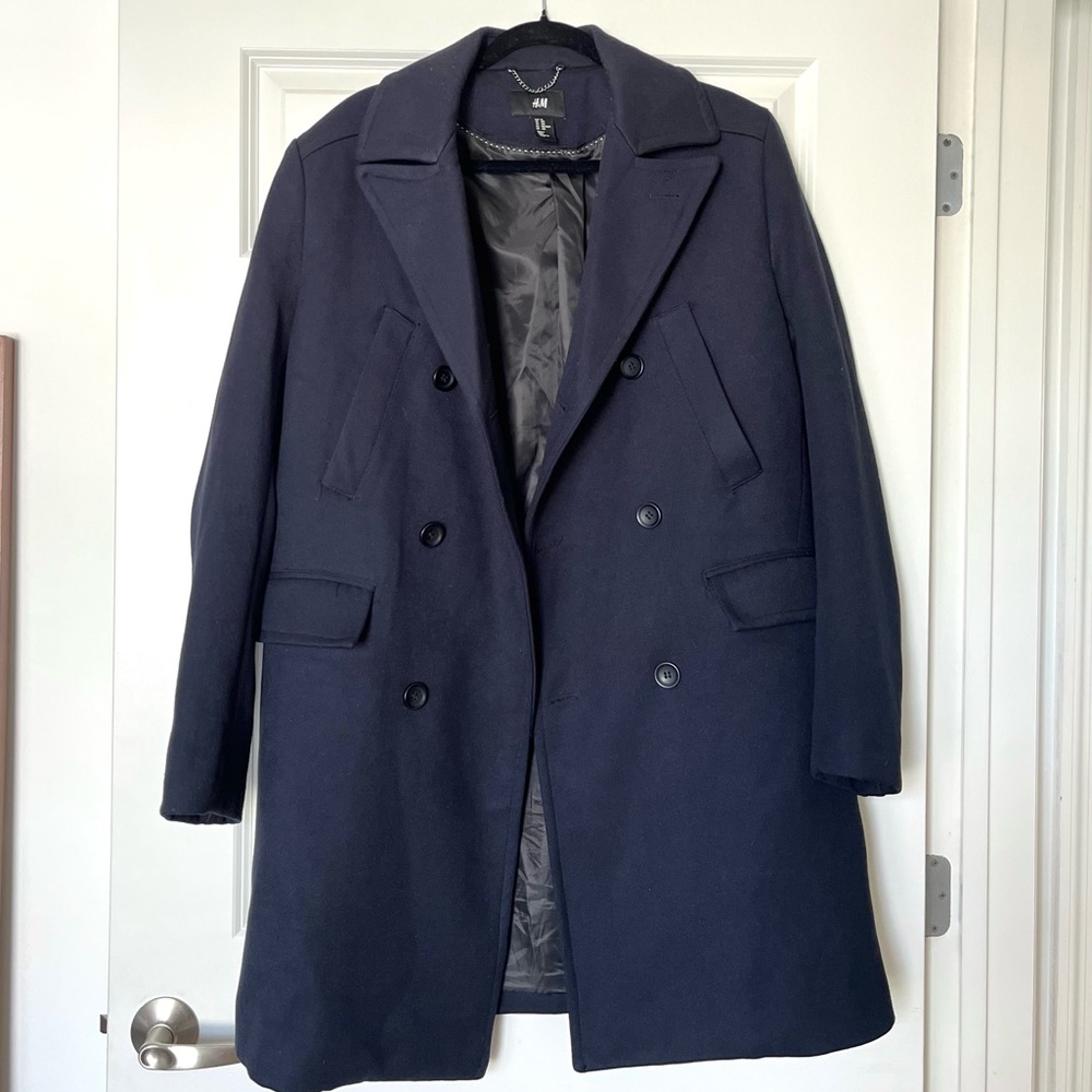 H&M Men’s Navy Twill Pea Coat. Double breasted, four pockets. Size 42 Regular